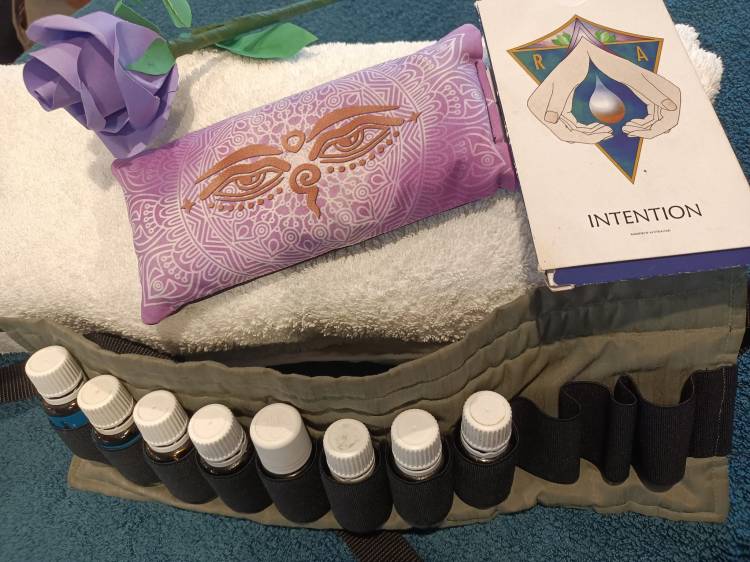 Raindrop technique essential oils