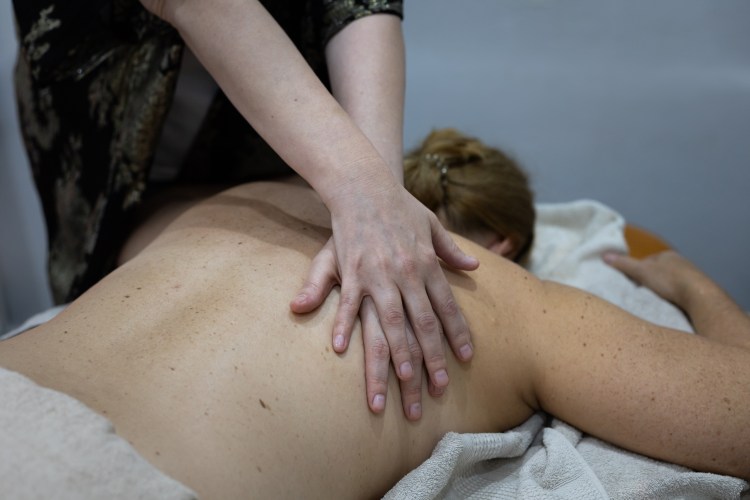 Larissa lymphatic drainage