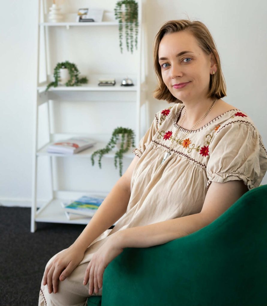 Larissa massage